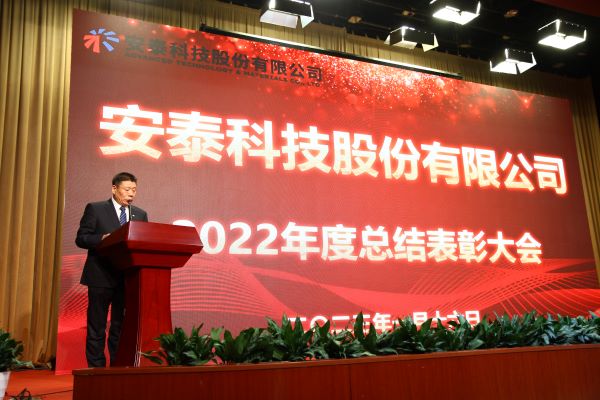 01-600.JPG 01-600.JPG